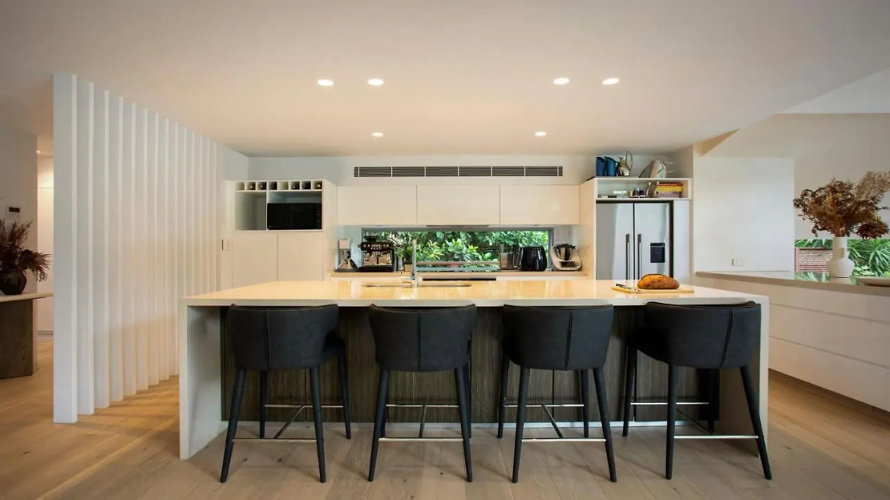 Tranquil Oasis - Walking Distance To Beaches Byron Bay Holiday home